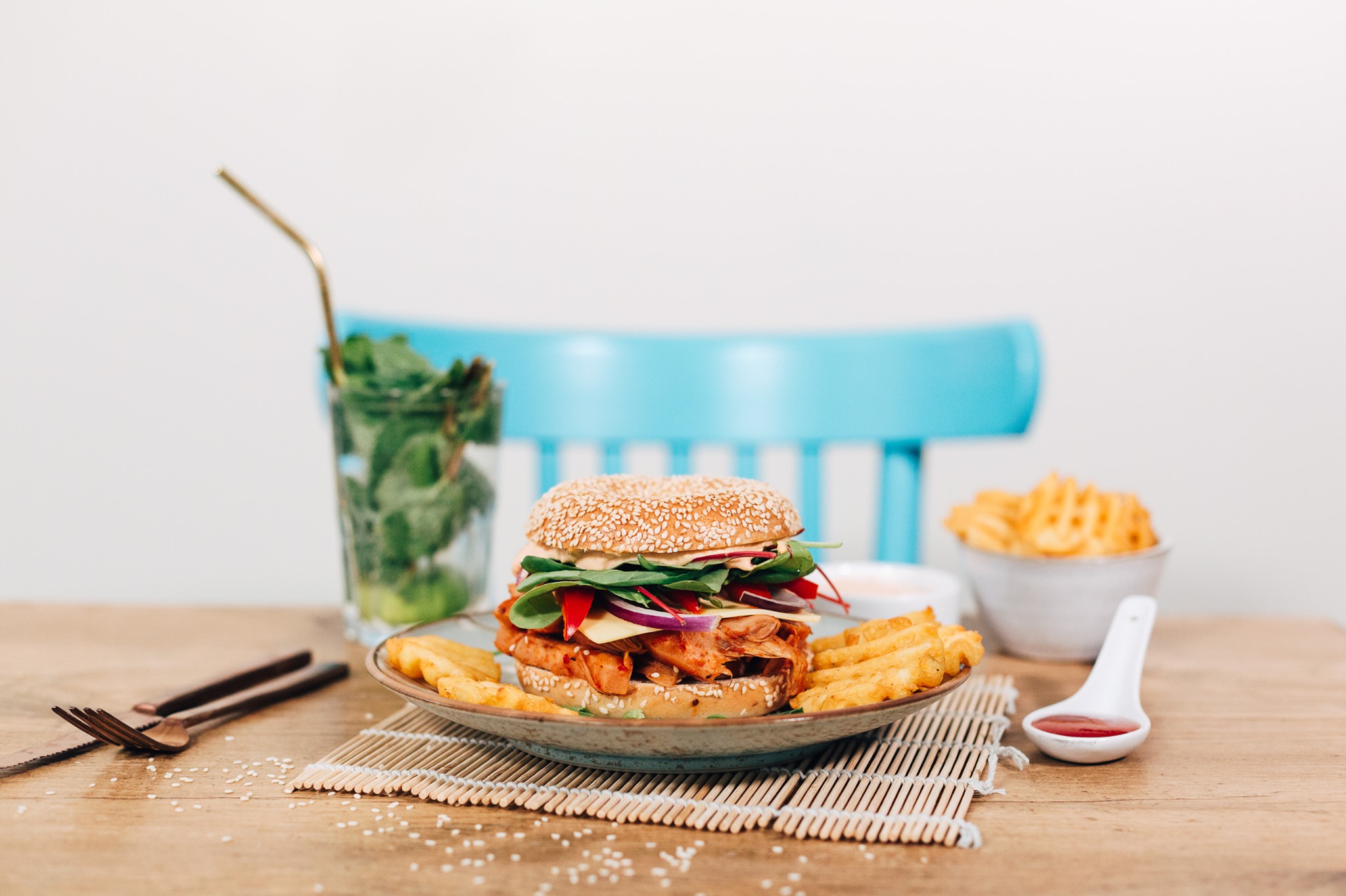 Combineer wassen met een heerlijke koffie of snack in een unieke setting.