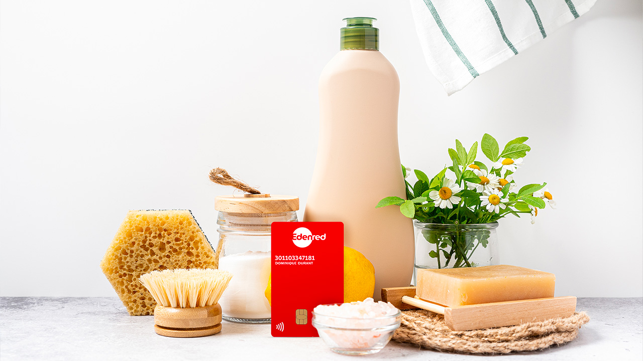 Les éco-chèques constituent un avantage extralégal accordé aux travailleurs et aux indépendants en société en Belgique. Ils sont spécifiquement destinés à l’achat de produits et services écologiques et encouragent une consommation durable.